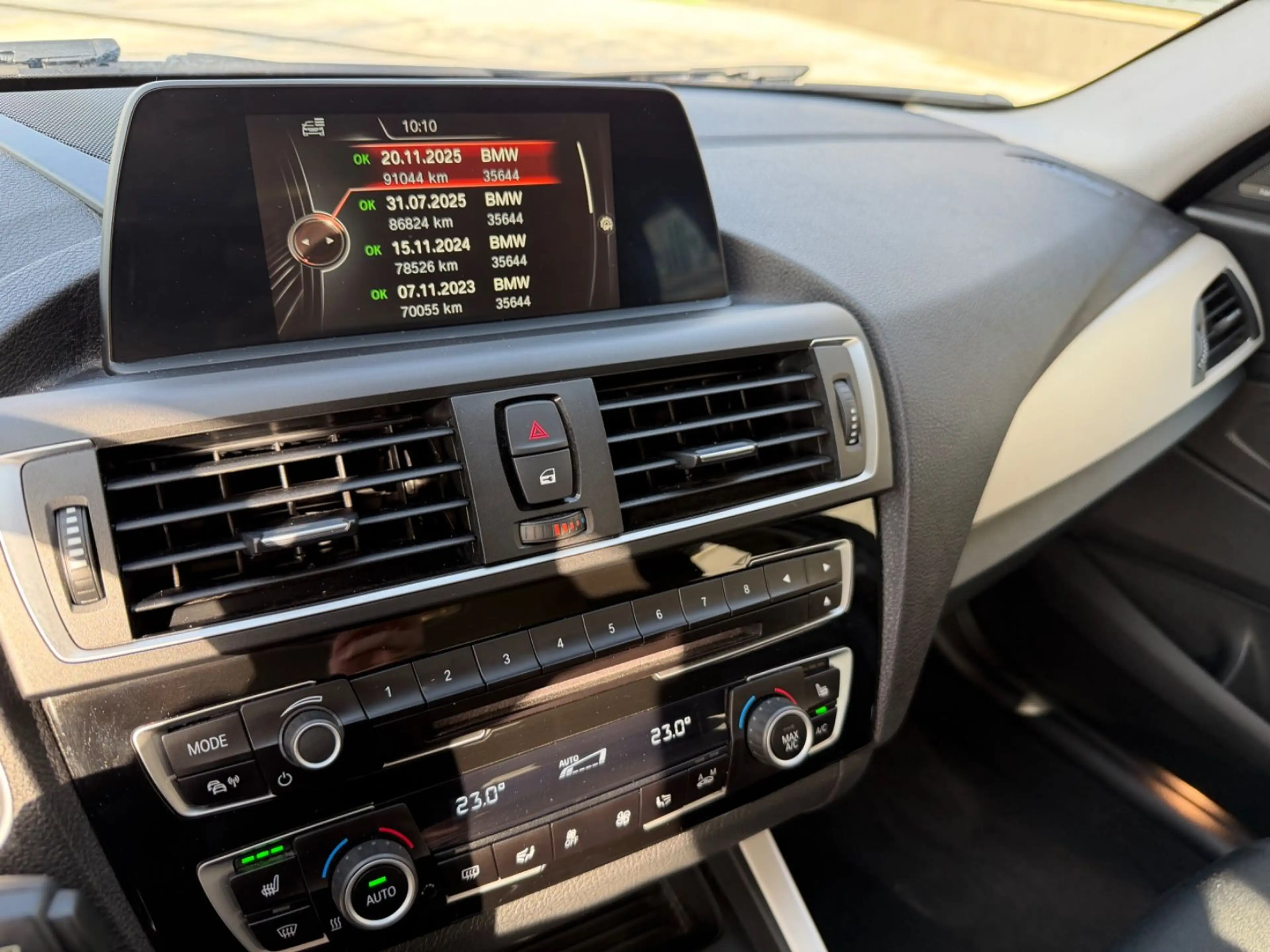 BMW 118 d Harman-Kardon Automatik SHZ NAVI M-Lenkrad — photo 15