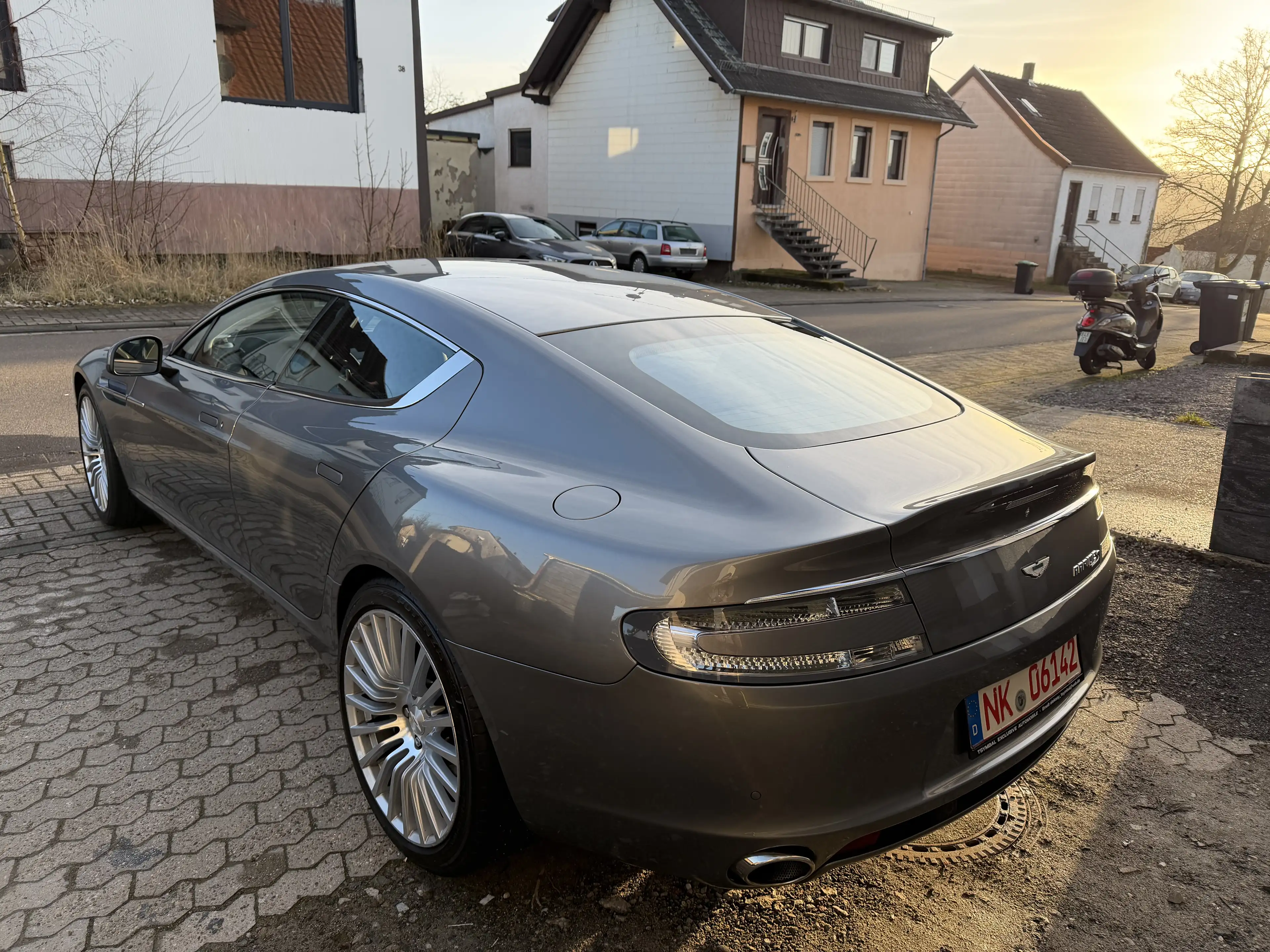 Aston Martin Rapide Rapide S Erst 20.825 Km