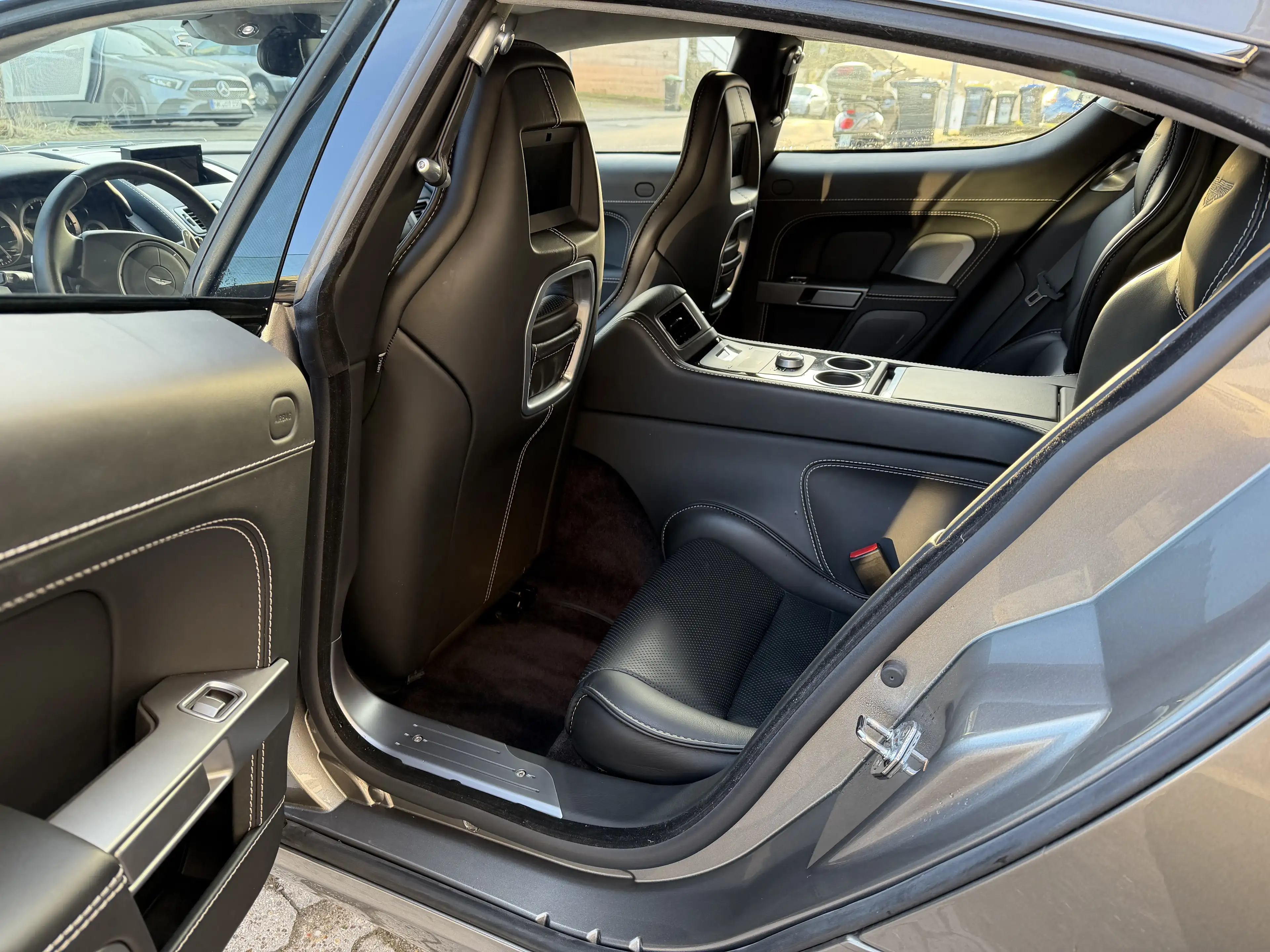 Aston Martin Rapide Rapide S Erst 20.825 Km — photo 9