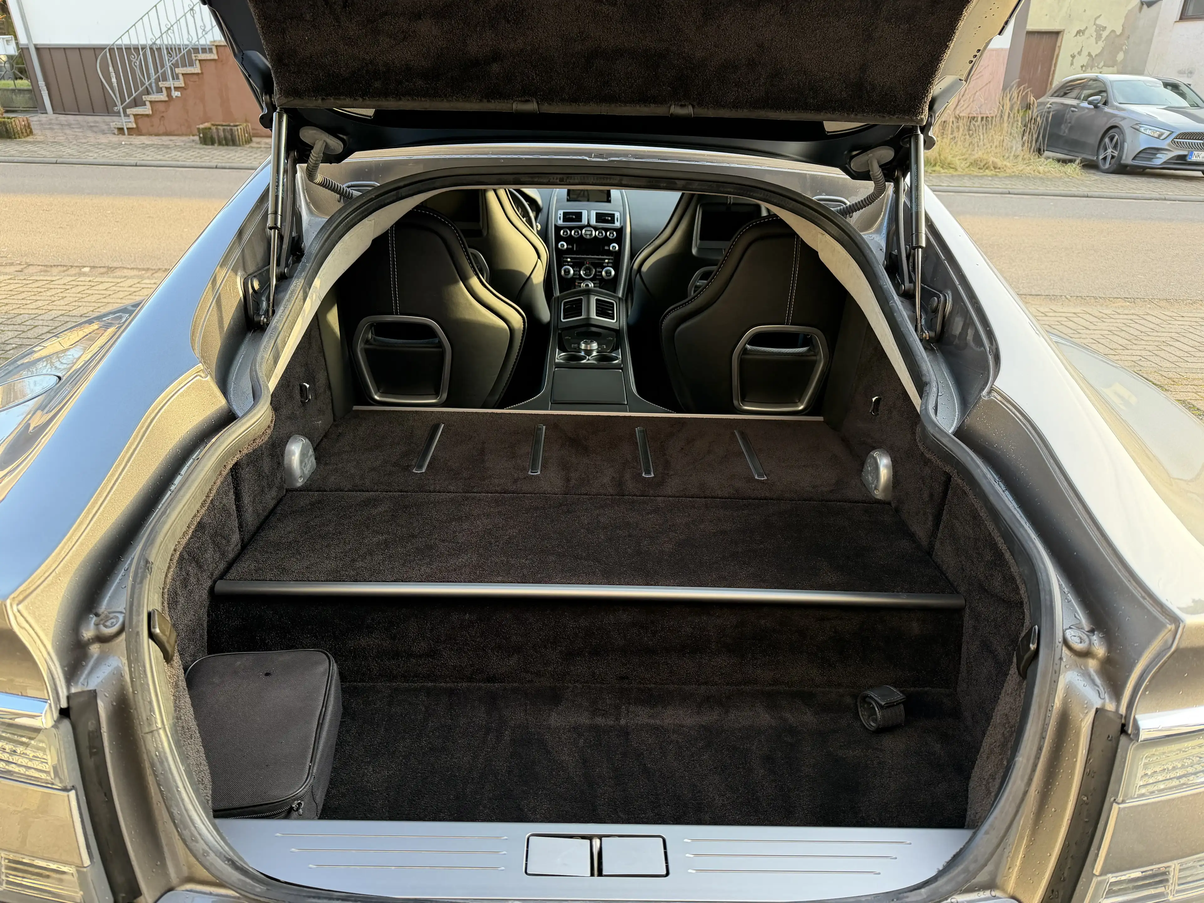 Aston Martin Rapide Rapide S Erst 20.825 Km — photo 10