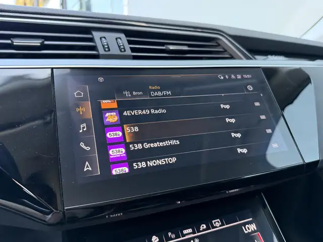 Audi Q8 E-Tron view 30