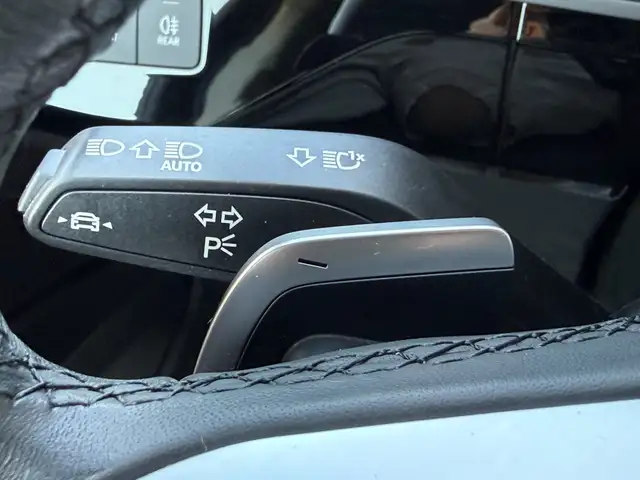 Audi Q8 E-Tron view 19
