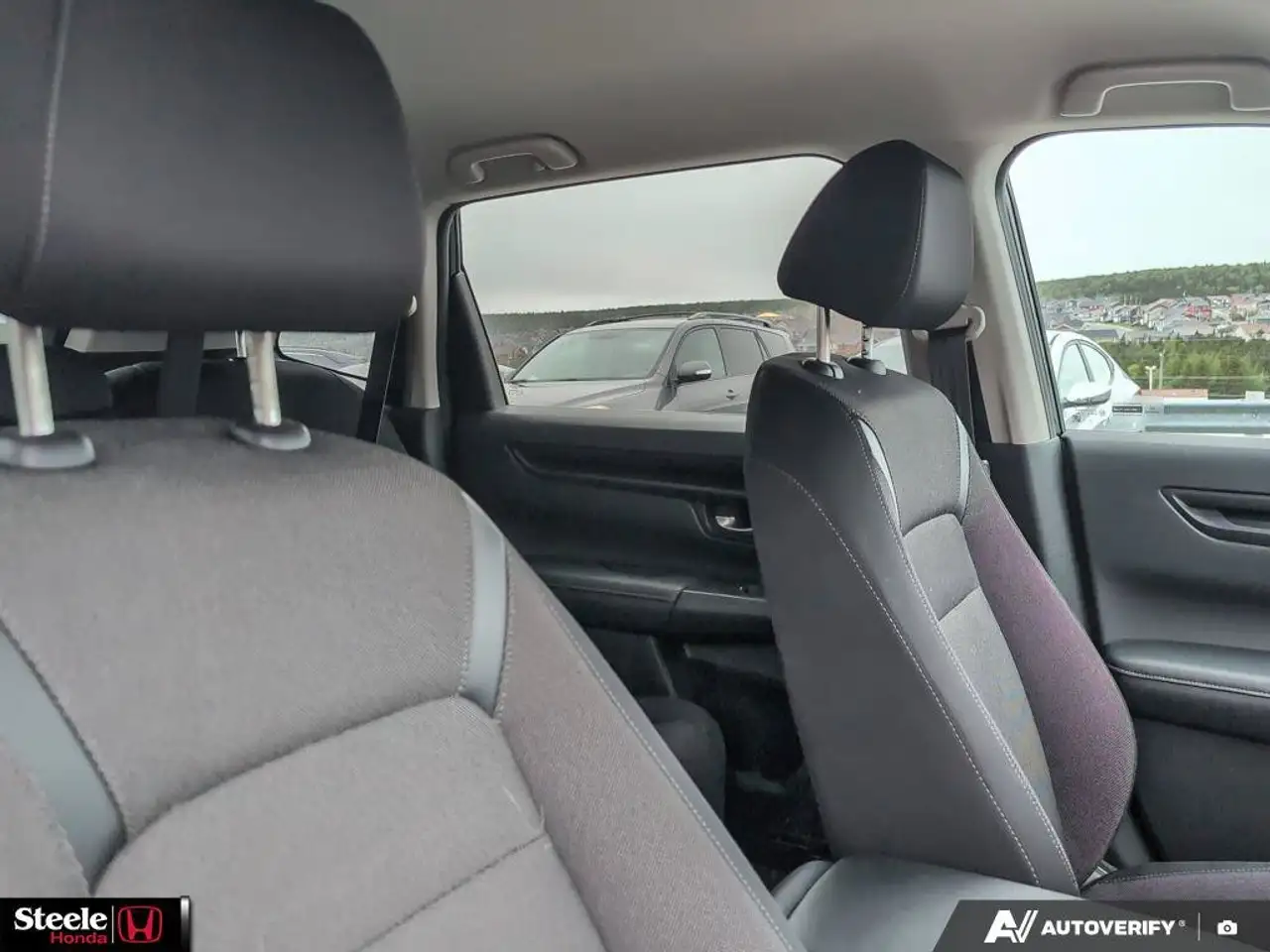 Honda CR-V photo Honda CR-V