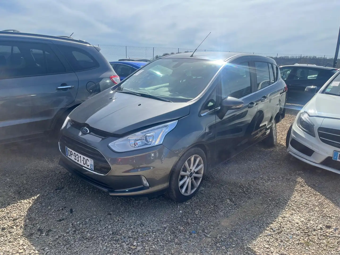 Ford B-Max 1.0 SCTi Ecoboost 125 Titan / DP931 Noir - 2