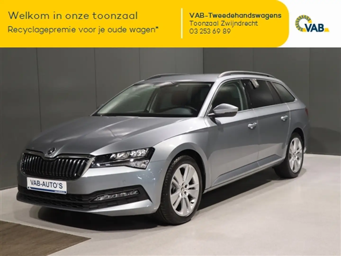 Skoda Superb combi 1.5 tsi act ambition dsg Grau - 1