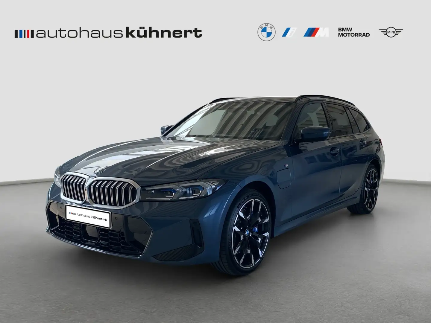 BMW 330 e xDrive Touring UPE 81.710 € ///M-Sport AHK Blau - 2