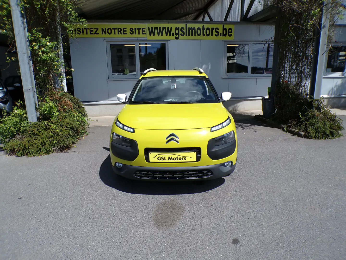 Citroen C4 Cactus 1.6HDi 92cv Automatic jaune10/14 3950€ marchand Jaune - 2
