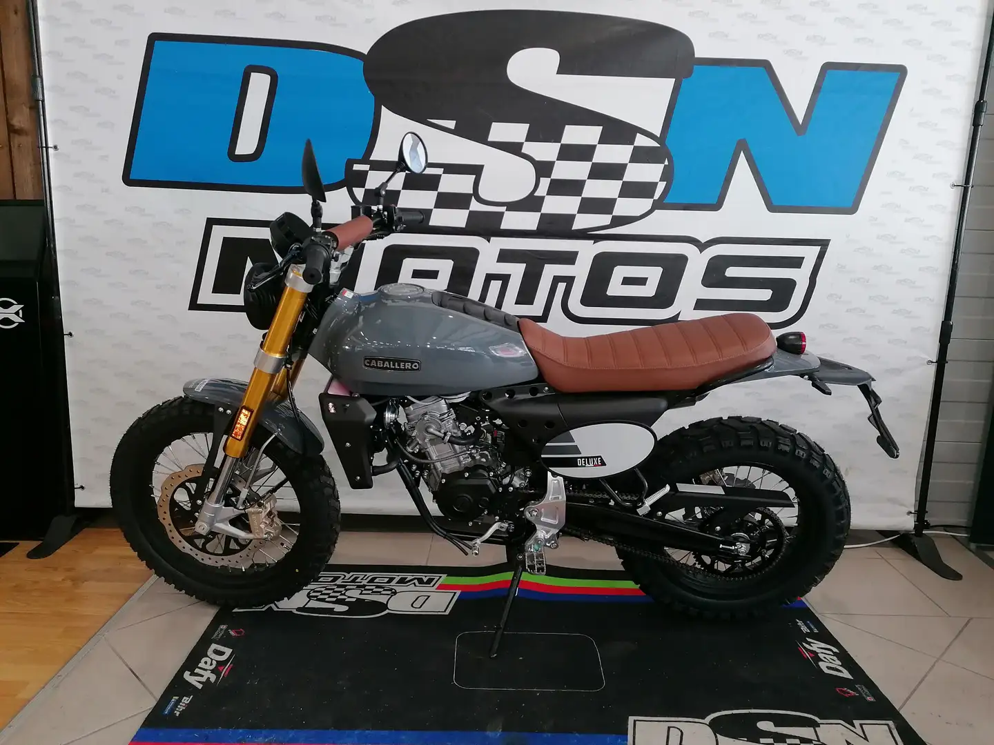 Fantic Caballero 125 Gri - 2