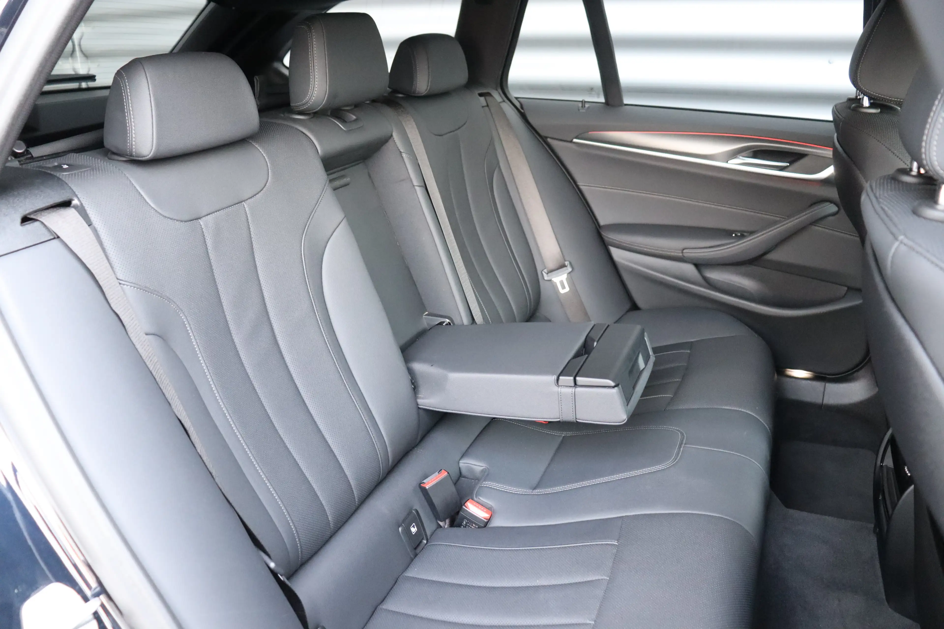 BMW 530 5-serie Touring 530e 292PK BUSINESS EDITION PLUS M — photo 20