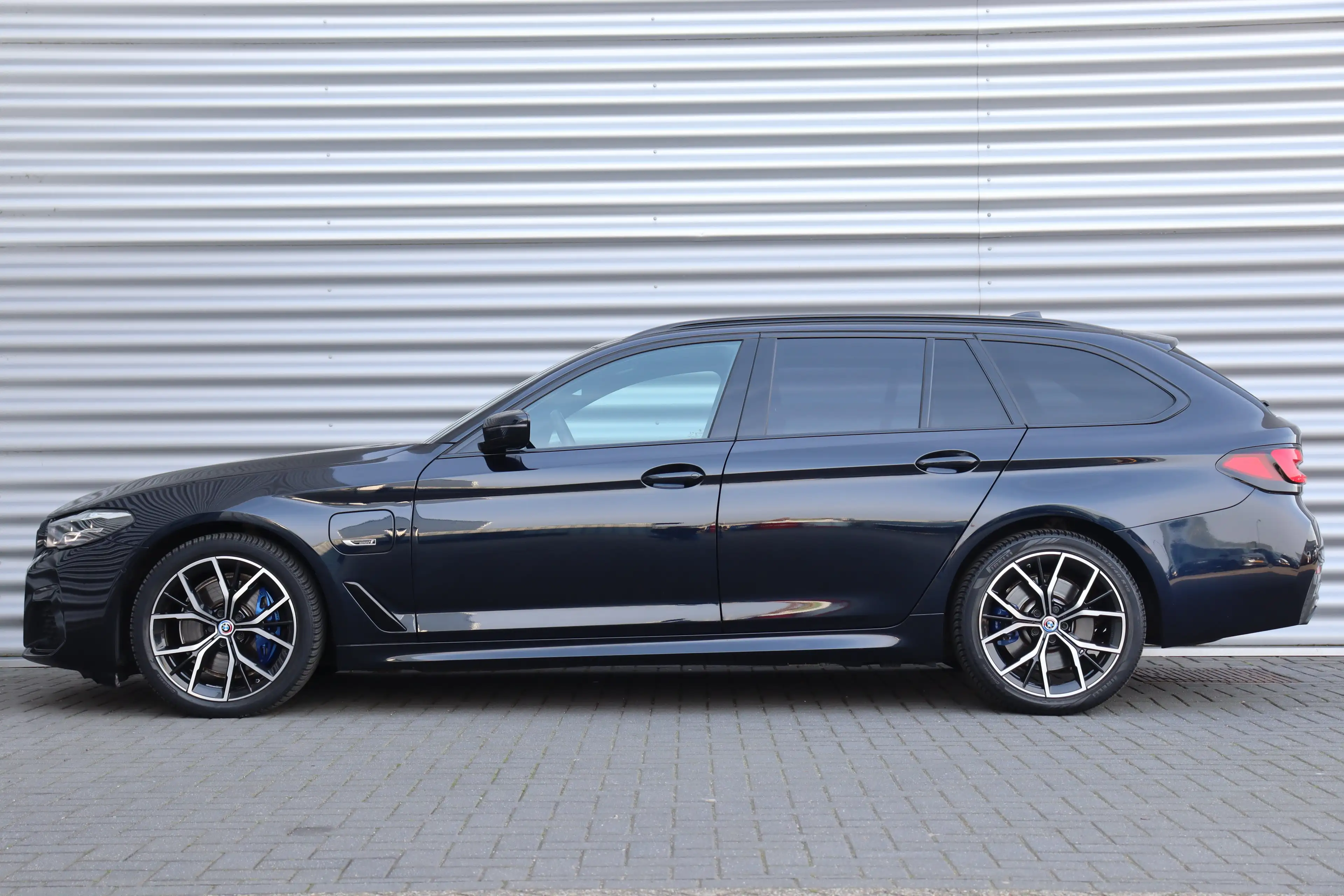 BMW 530 5-serie Touring 530e 292PK BUSINESS EDITION PLUS M — photo 3