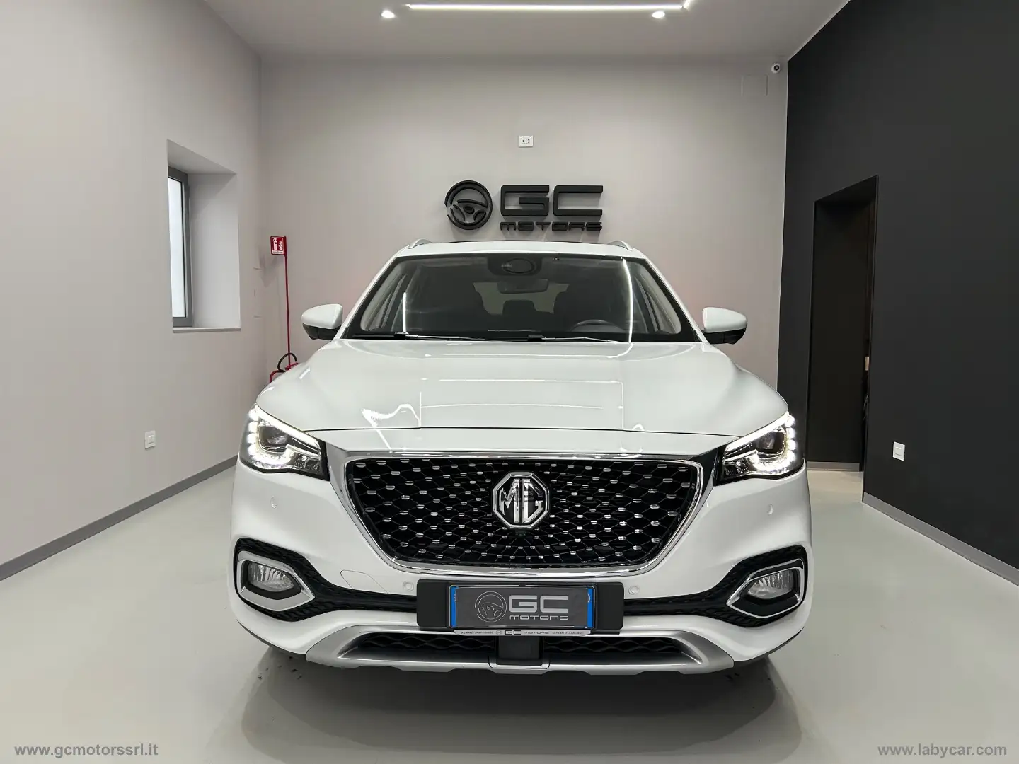 MG HS 1.5T-GDI Comfort Weiß - 2