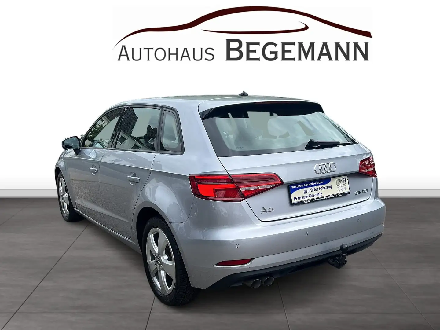 Audi A3 Sportback 35 TDI S Tronic AHK LED ACC Silber - 2
