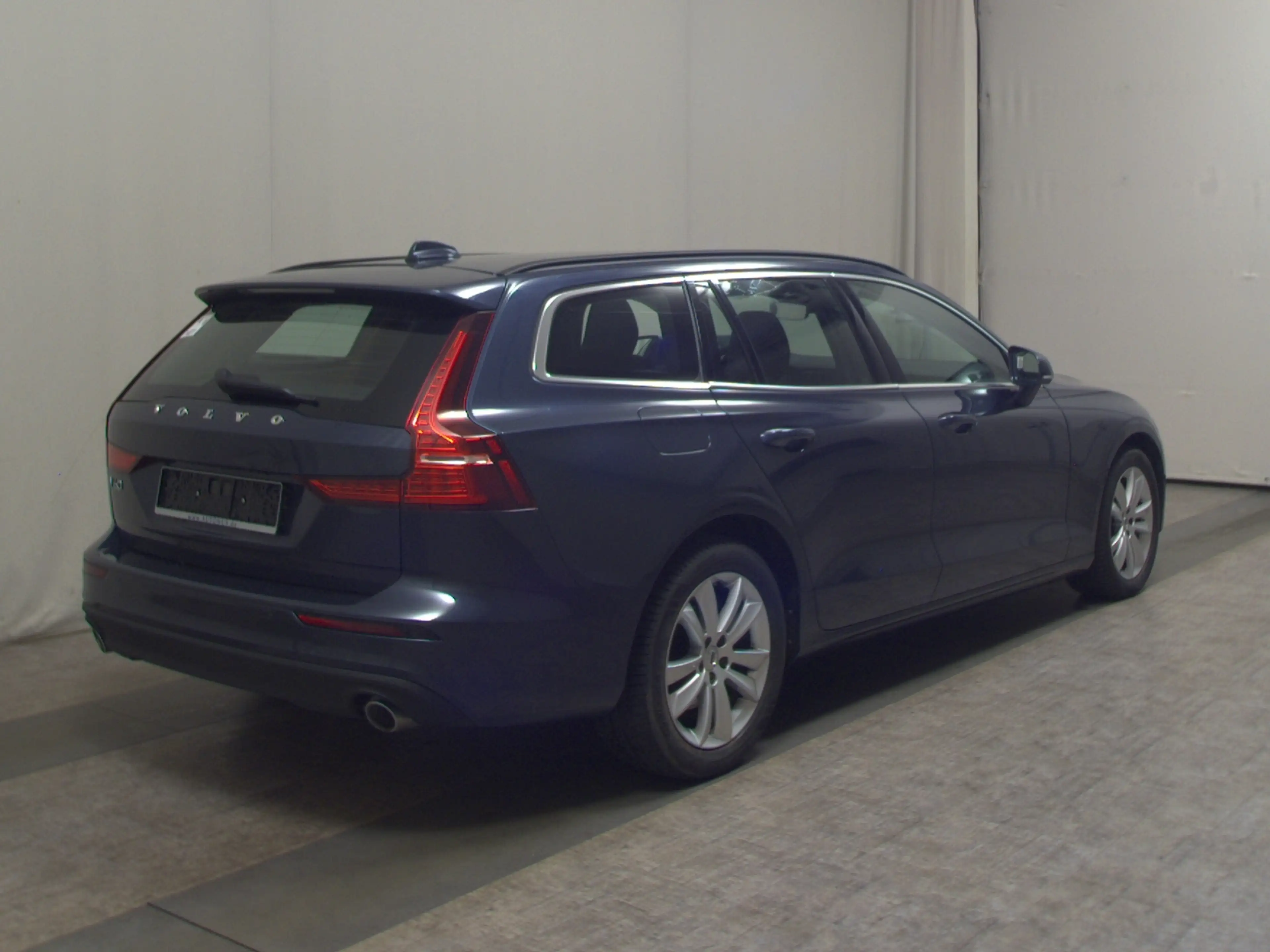 Volvo V60 V60 NAVI KLIMAAUT RADIO TEMPO MFL SHZ VC PDC ACC LED Kamera Memory — photo 4