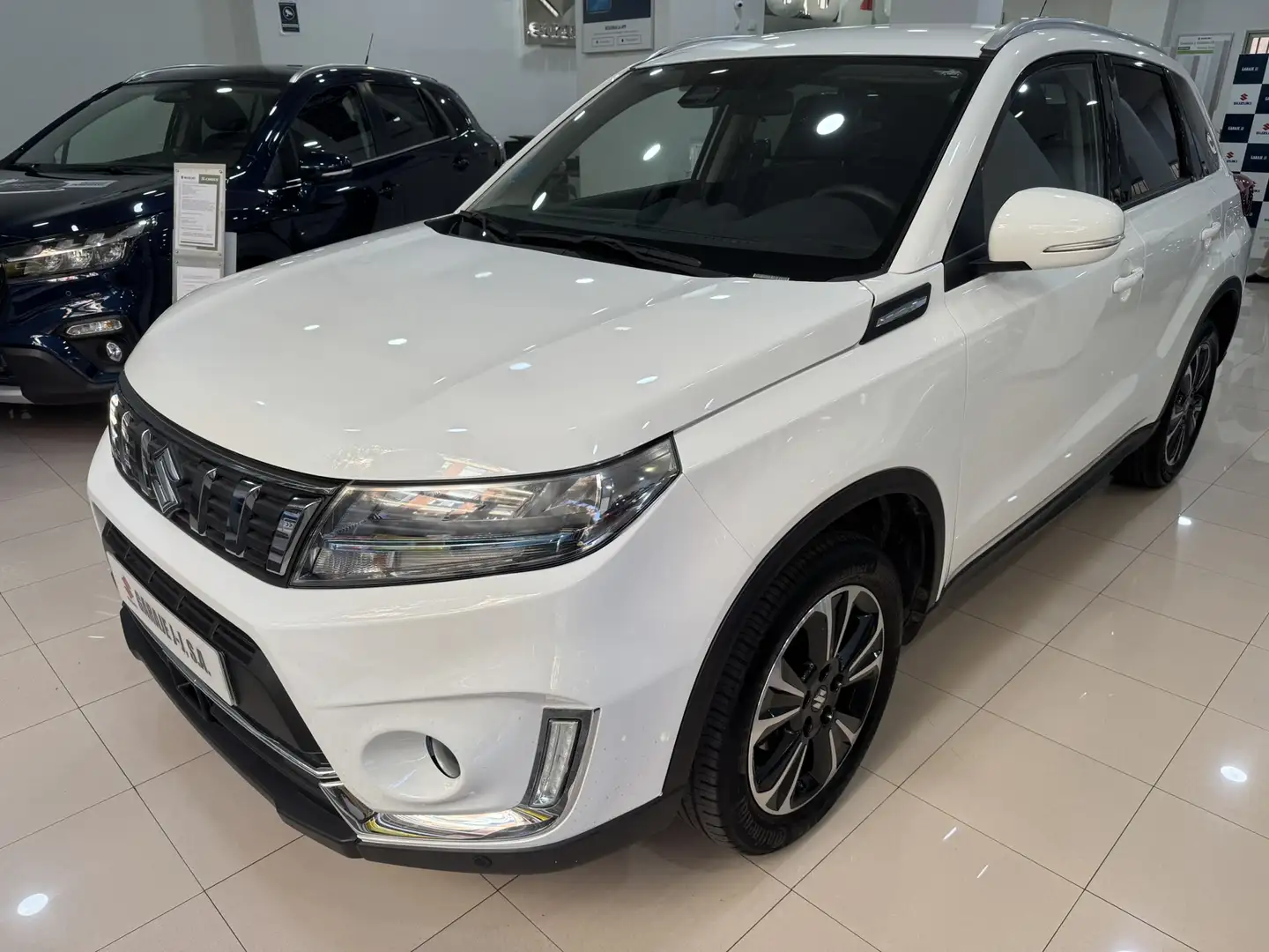 Suzuki Vitara 1.4 T GLX Mild Hybrid - 1