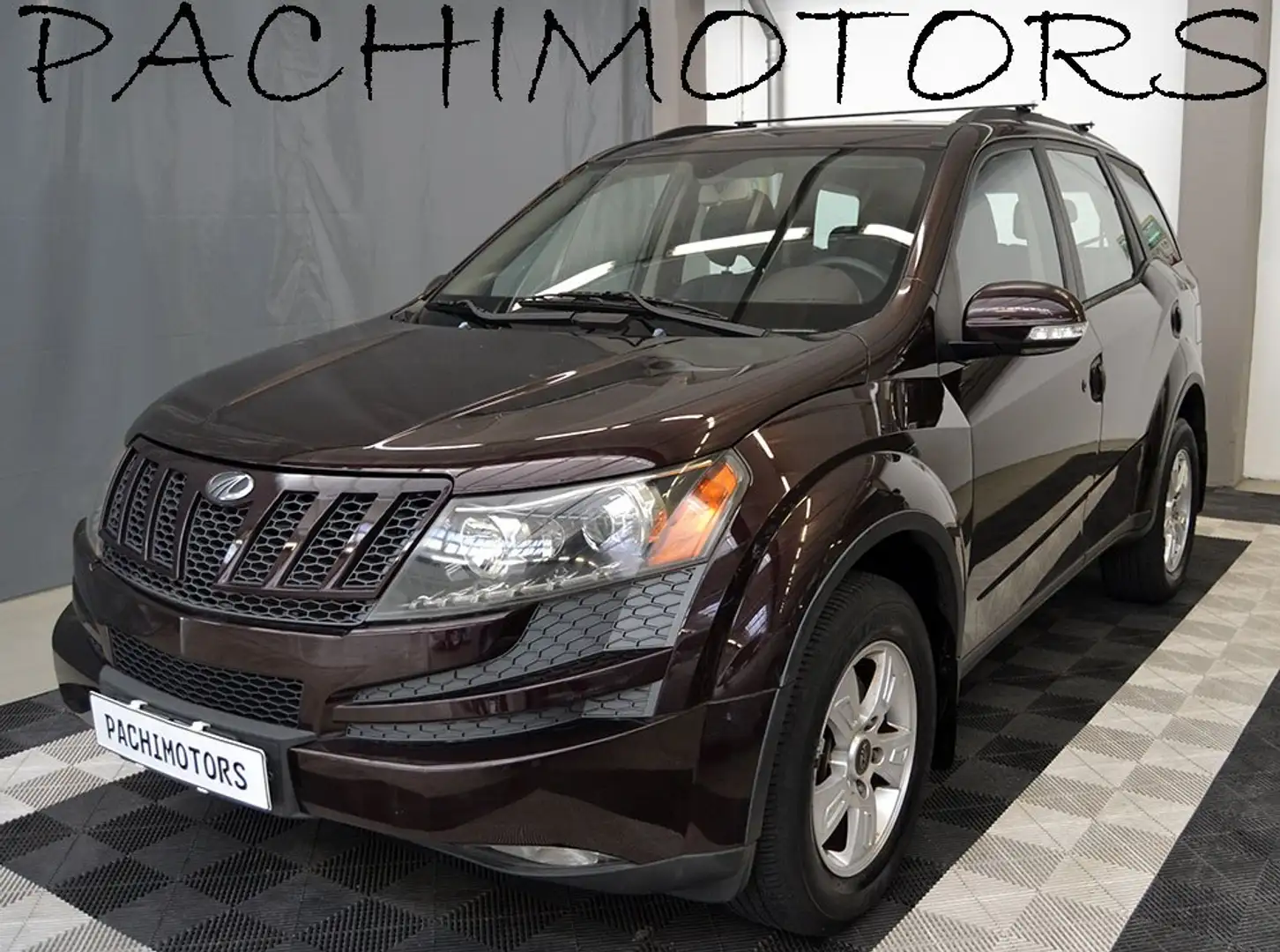 Mahindra XUV500 2.2 16v W8 Awd 7 Posti "Km 60000-1 Propr" Nero - 1