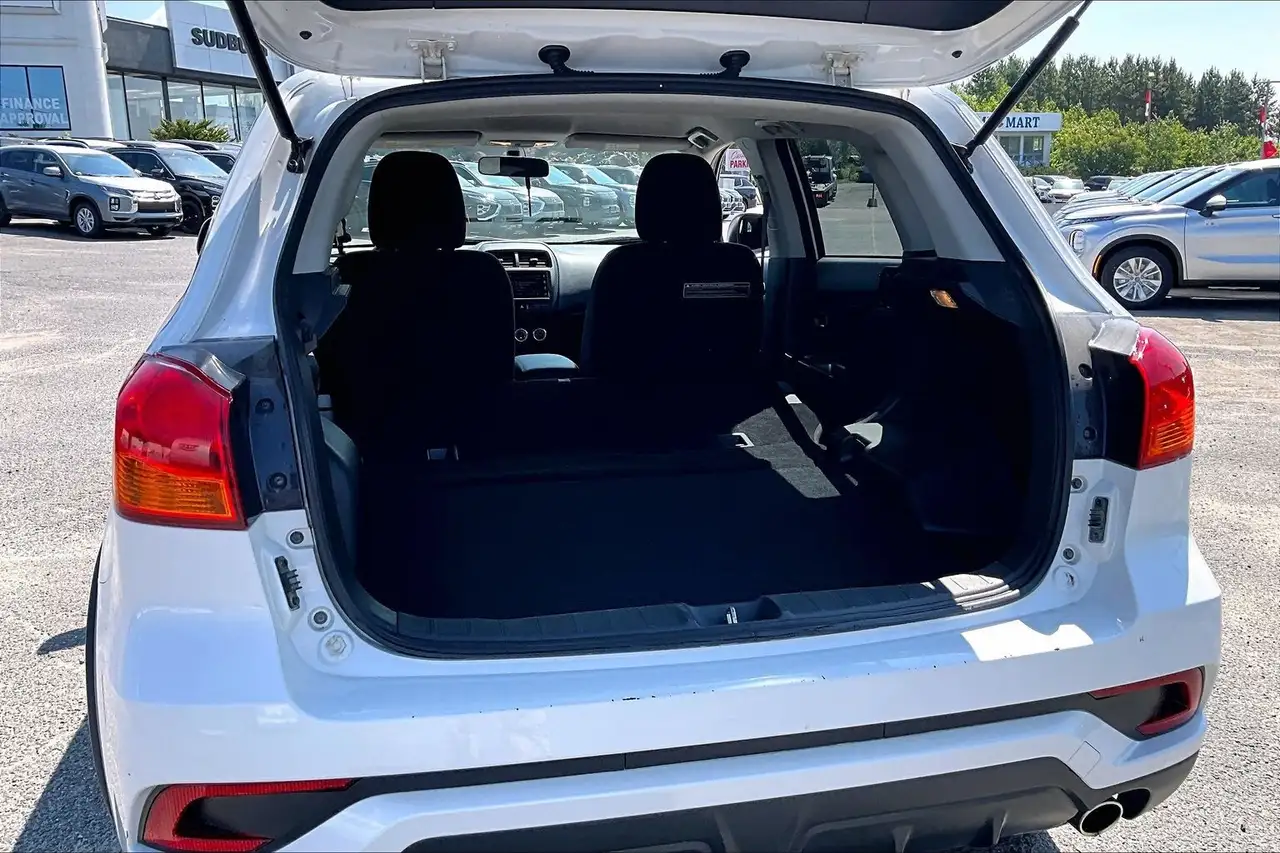Mitsubishi RVR снимка Mitsubishi RVR
