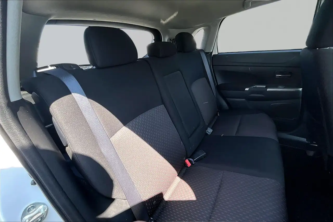 Mitsubishi RVR снимка Mitsubishi RVR
