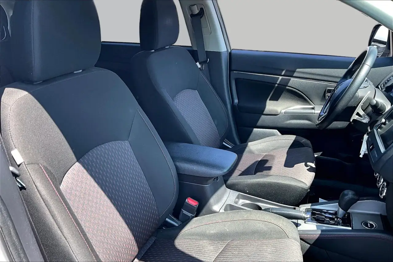 Mitsubishi RVR снимка Mitsubishi RVR