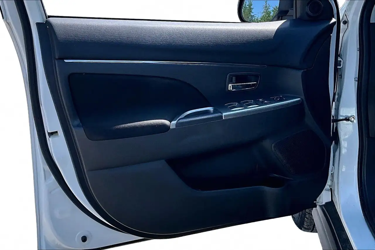 Mitsubishi RVR снимка Mitsubishi RVR
