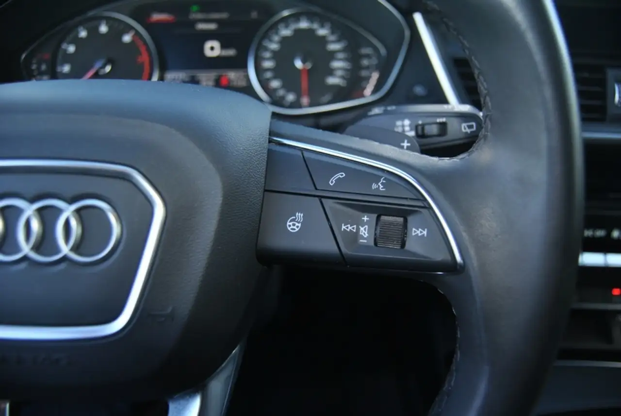 Audi Q5 снимка Audi Q5