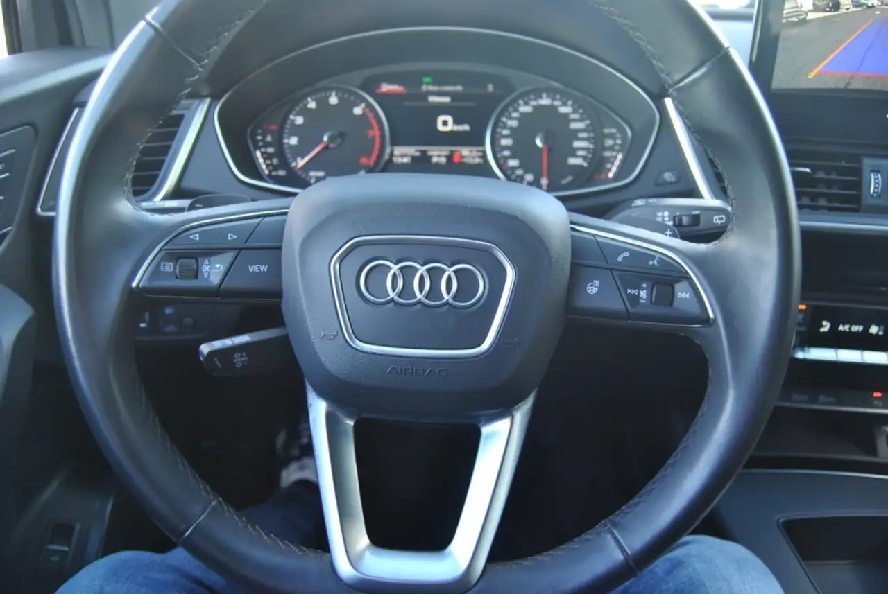 Audi Q5 снимка Audi Q5