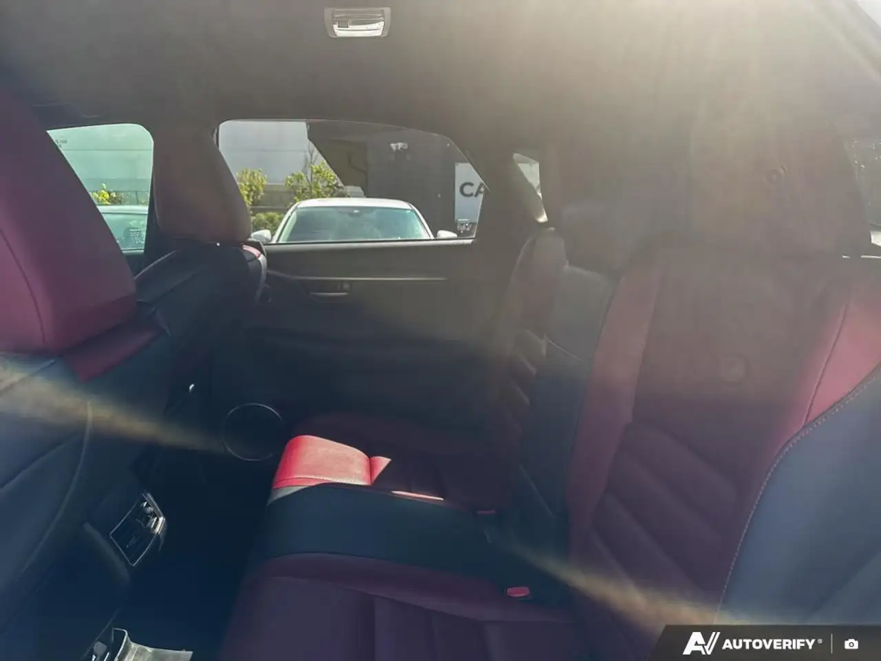 Lexus NX снимка Lexus NX