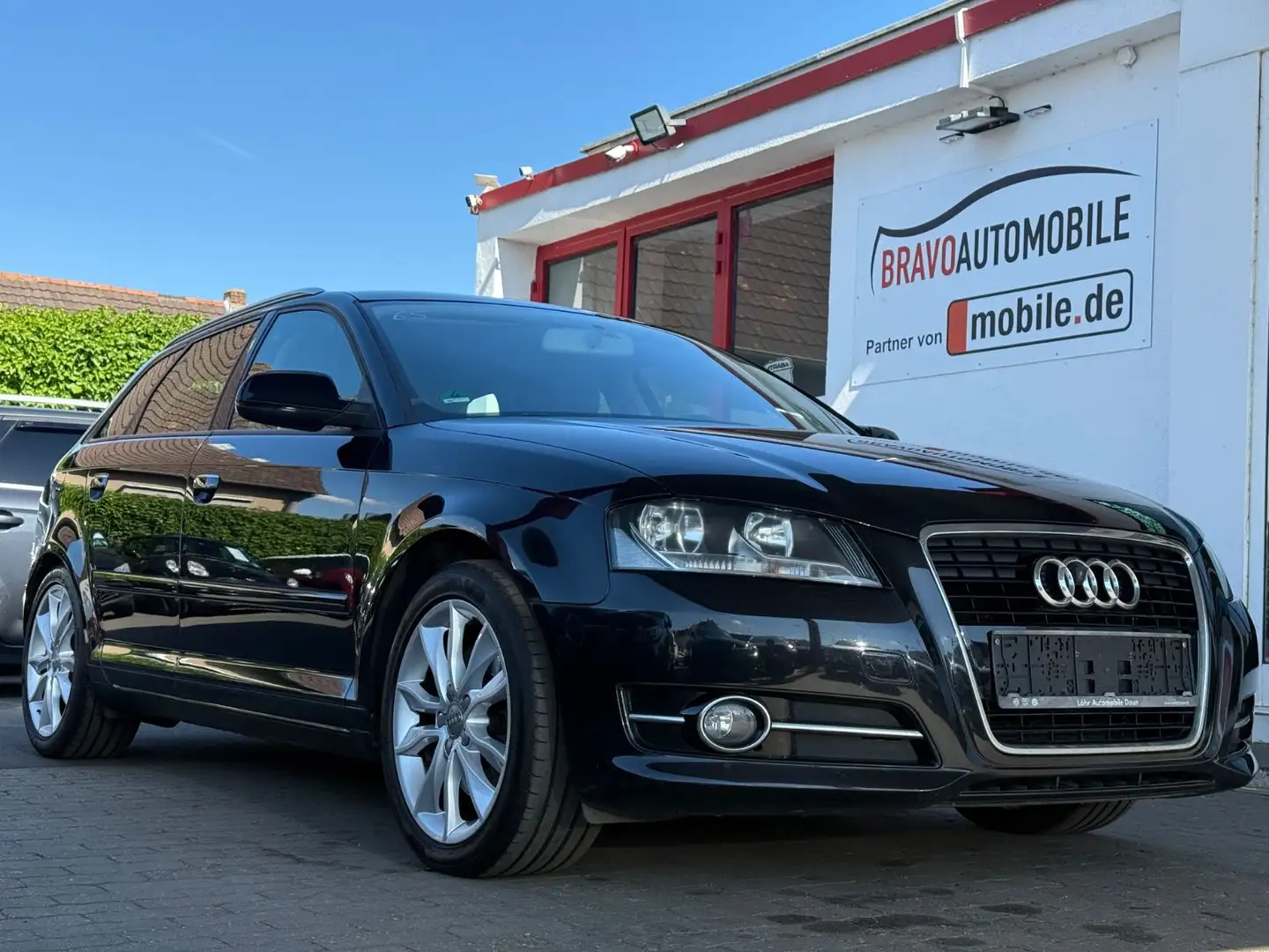 Audi A3 Sportback 2.0 TDI Aut. S-TRONIC/PANO/NAVI/KAM Negro - 1