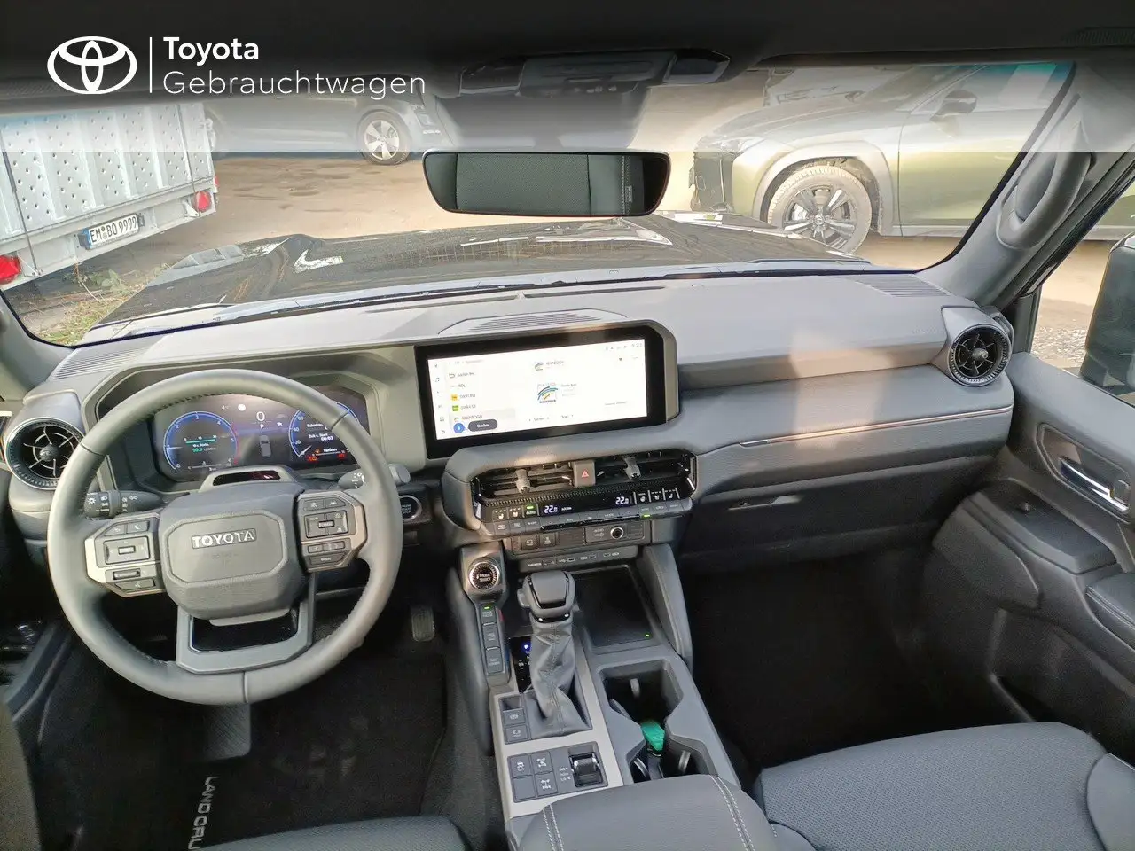 Toyota Land Cruiser 2,8 D-4D AWD Executive + AHK + Winterräder 15