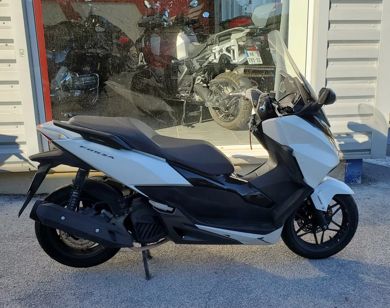 Honda Forza 125 Blanc - 1