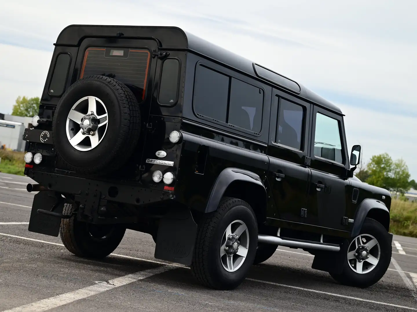 Land Rover Defender 110 SVX / 60 YEARS / RECARO SEATS / ALARM / FULL - 2