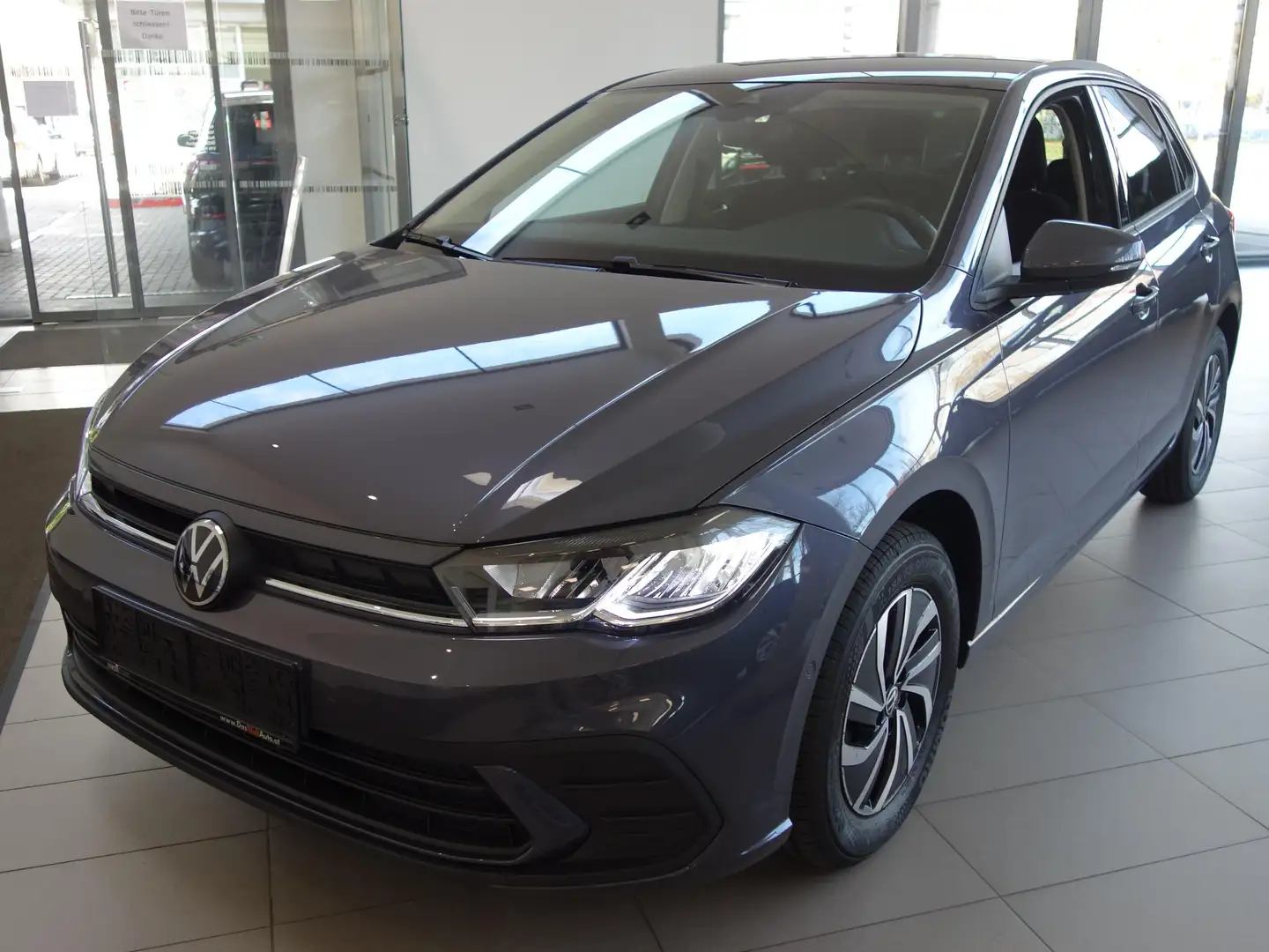 Volkswagen Polo Life TSI Grau - 1