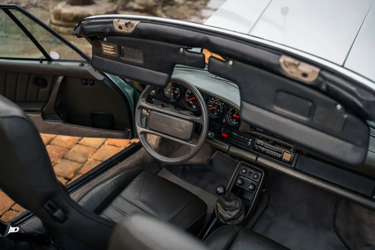 Porsche 911 Cabriolet Carrera, foto 3