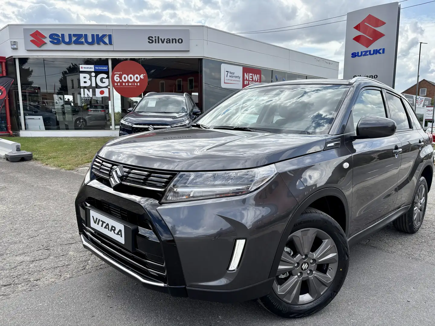 Suzuki Vitara 1.4 Turbo MHEV 48V GL+ / NEUVE GARANTIE 7 ANS Grijs - 1