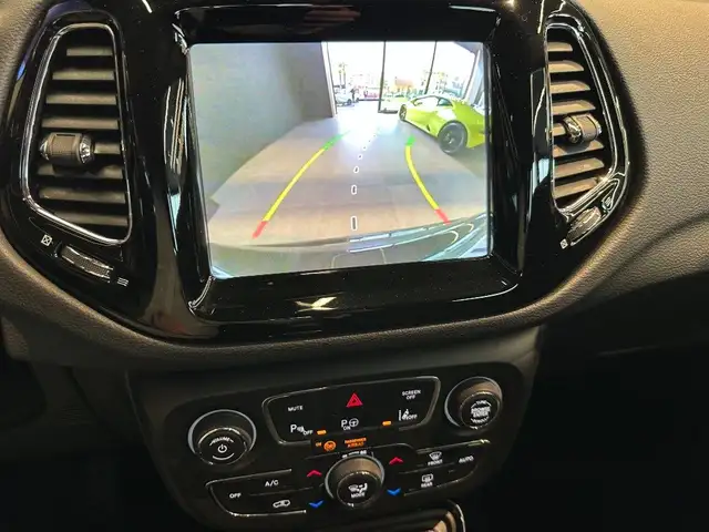 Jeep Compass view 12