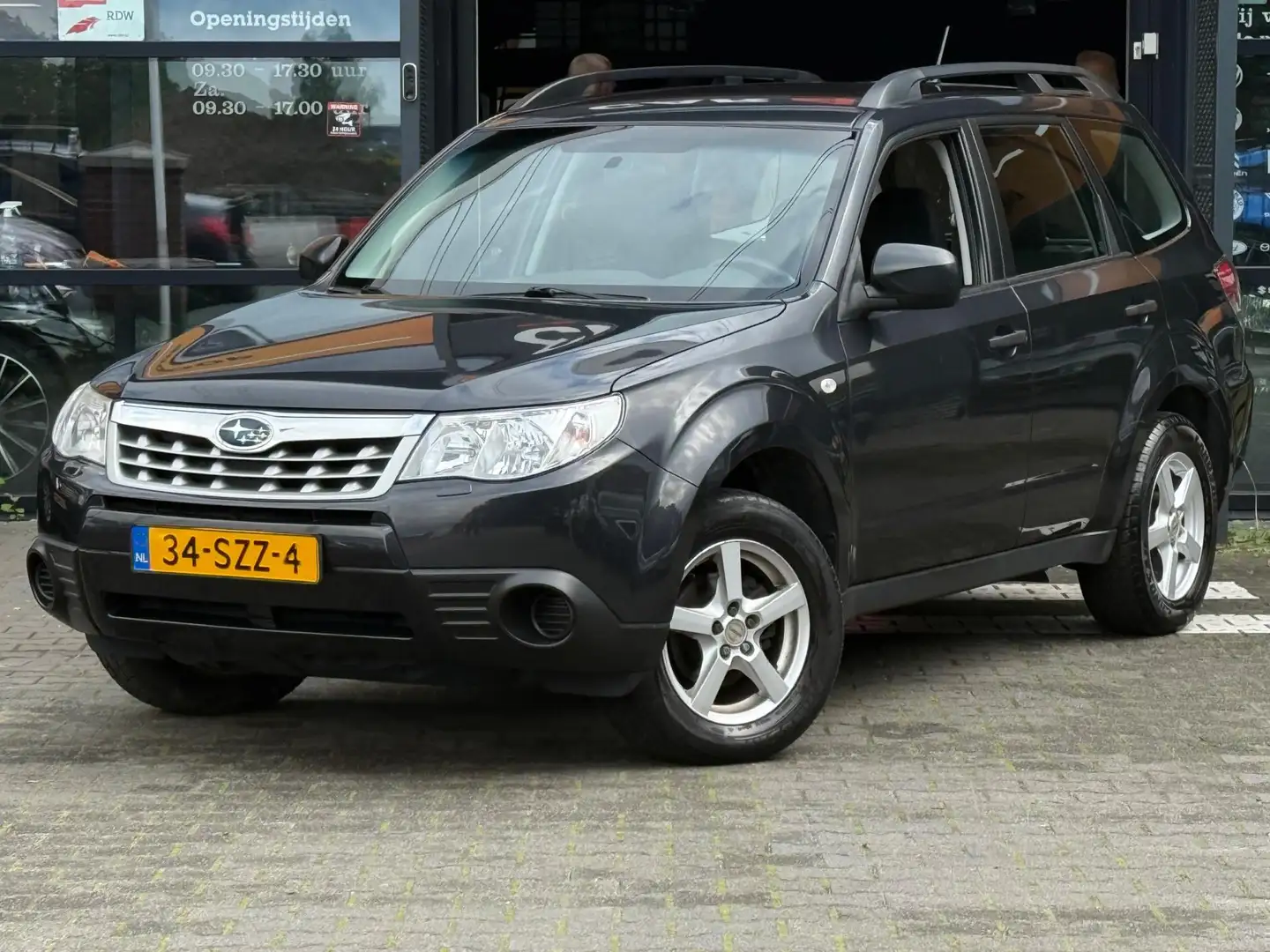 Subaru Forester 2.0 X Intro AUTOMAAT/PDC/STLVRM/TREKHAAK/NETTE STA Szürke - 2