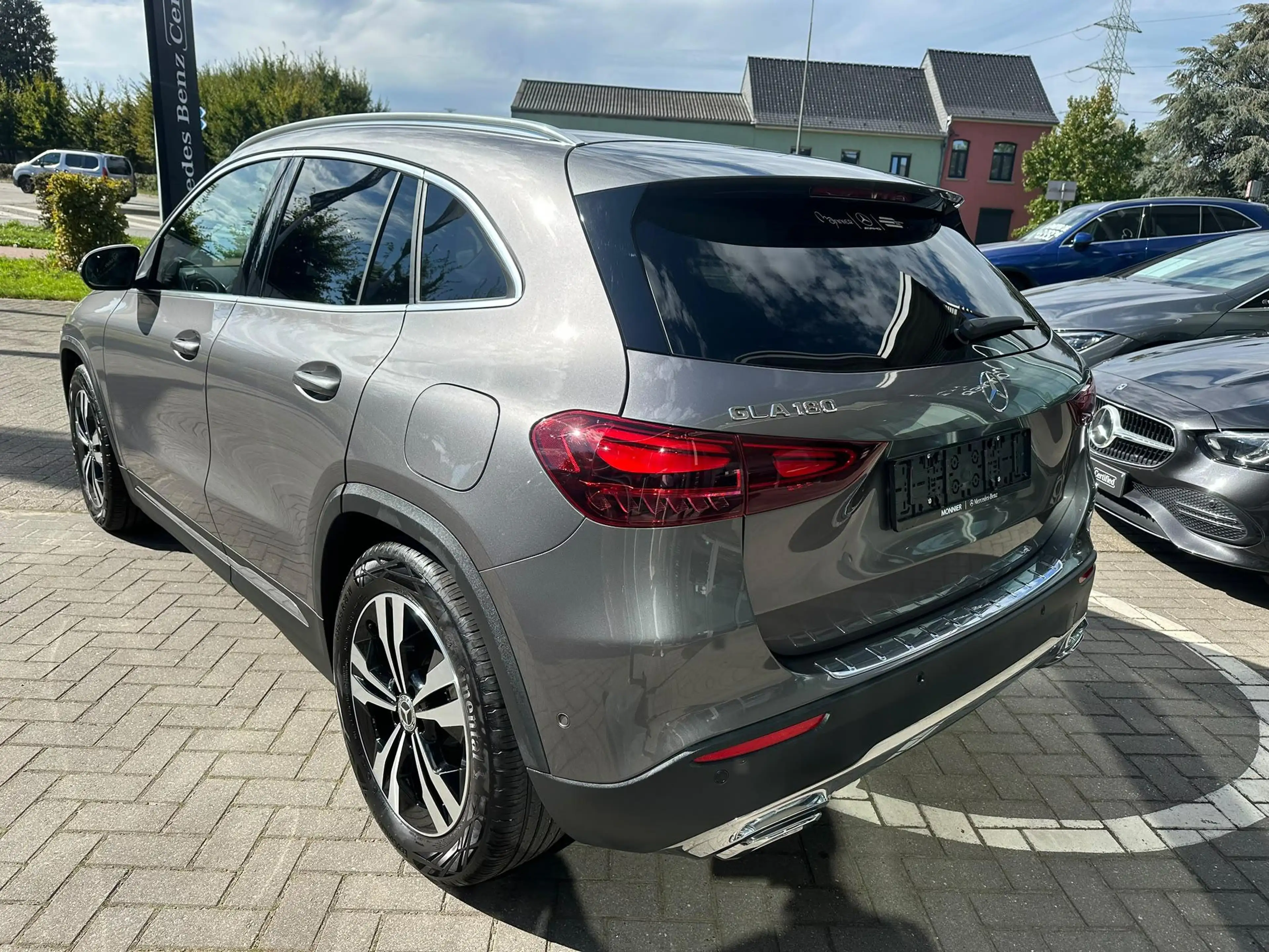 Mercedes-Benz GLA 180 GLA Business Line — photo 3