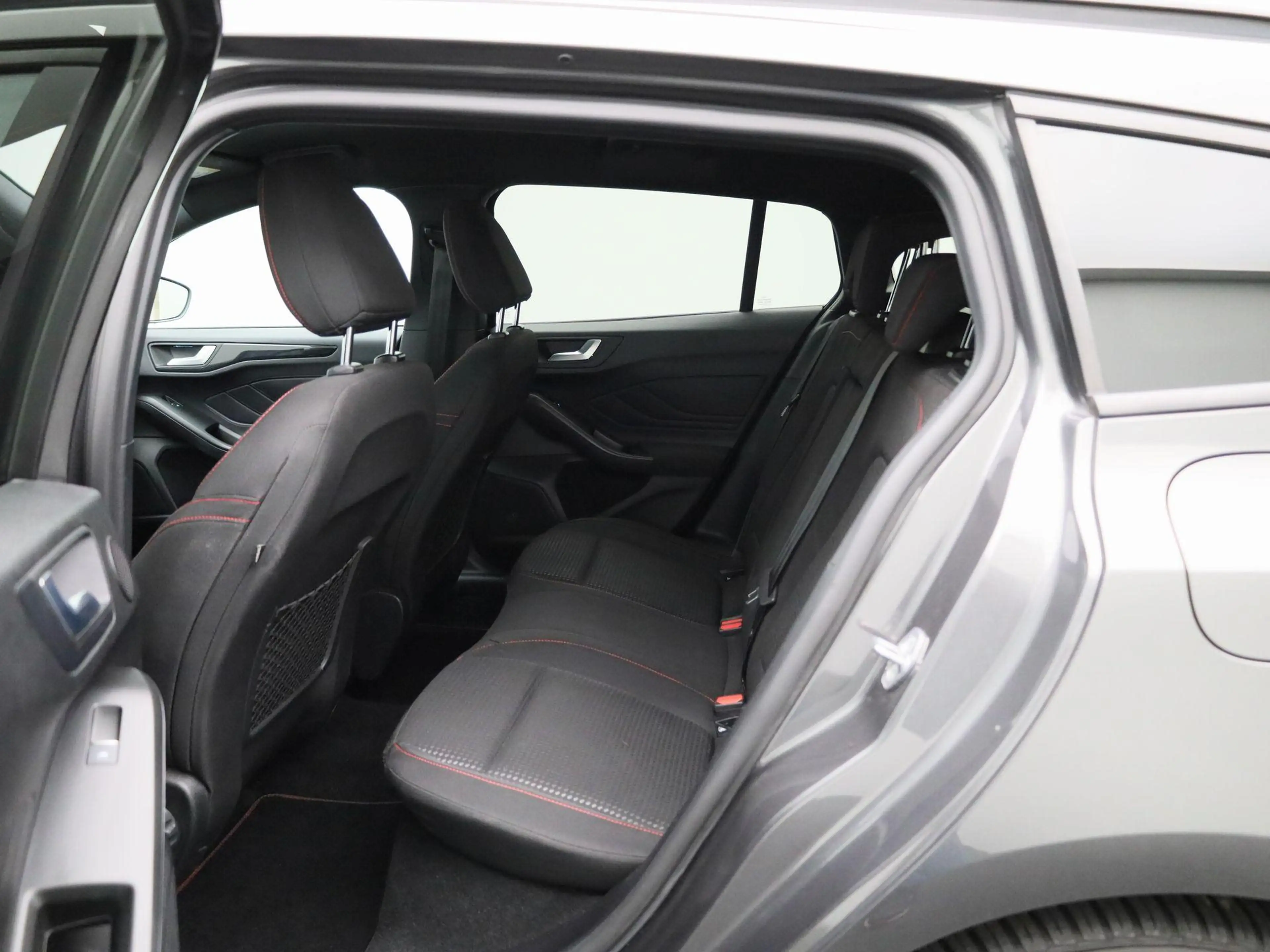 Ford Focus Wagon Hybrid ST Line X | 155 PK | AUTOMAAT | SYNC — photo 10