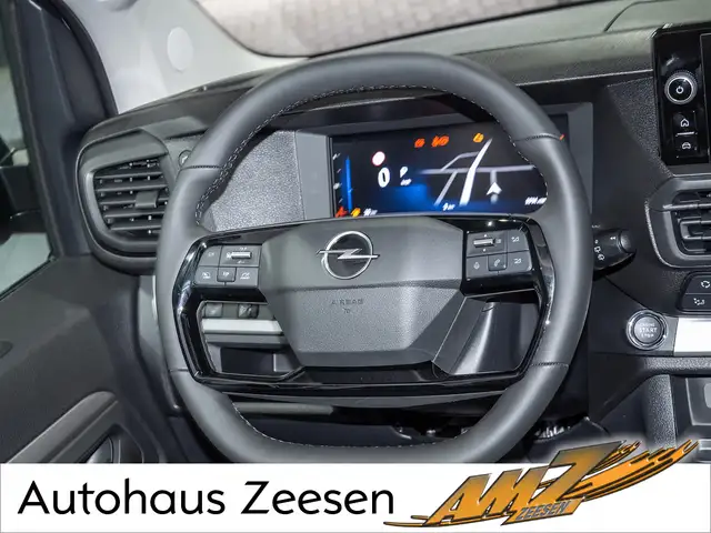 Opel Vivaro view 7