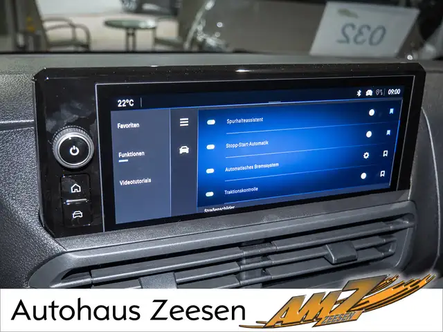 Opel Vivaro view 9