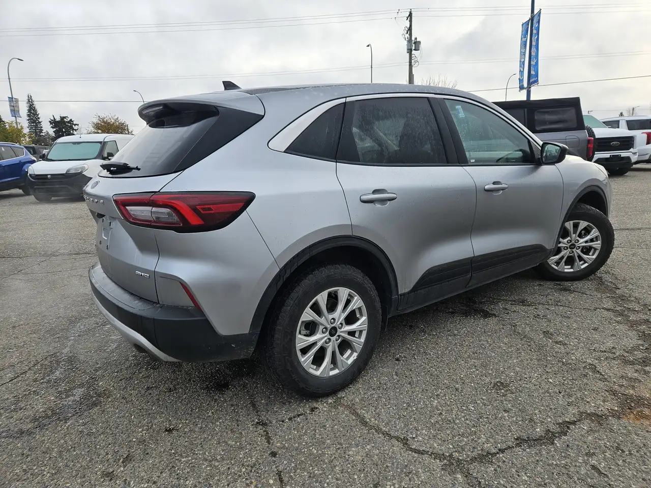 Ford Escape снимка Ford Escape