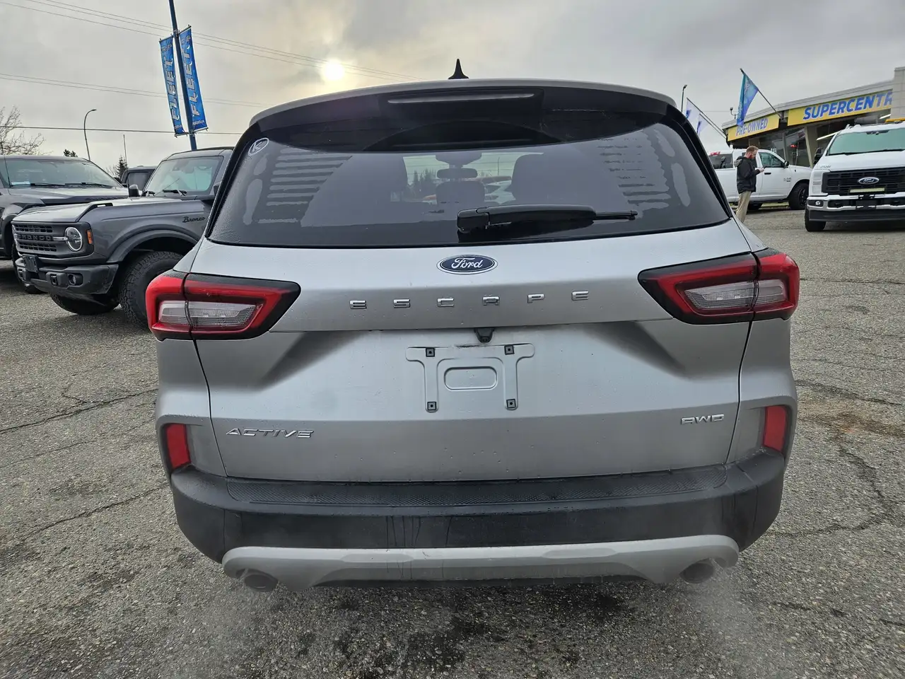 Ford Escape снимка Ford Escape