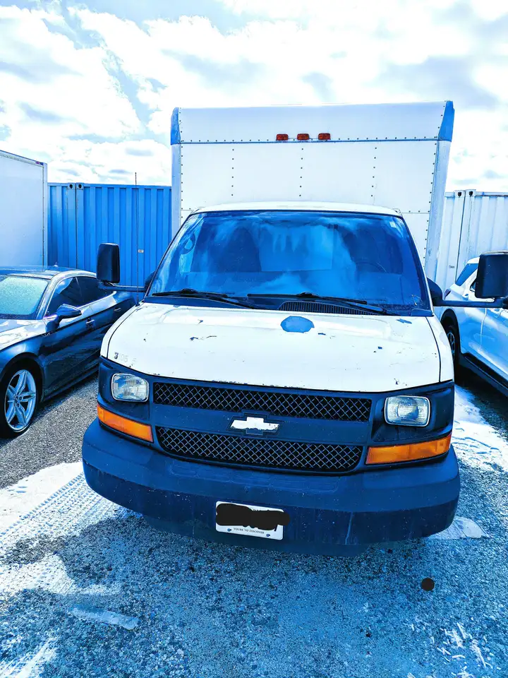 Chevrolet Express photo Chevrolet Express