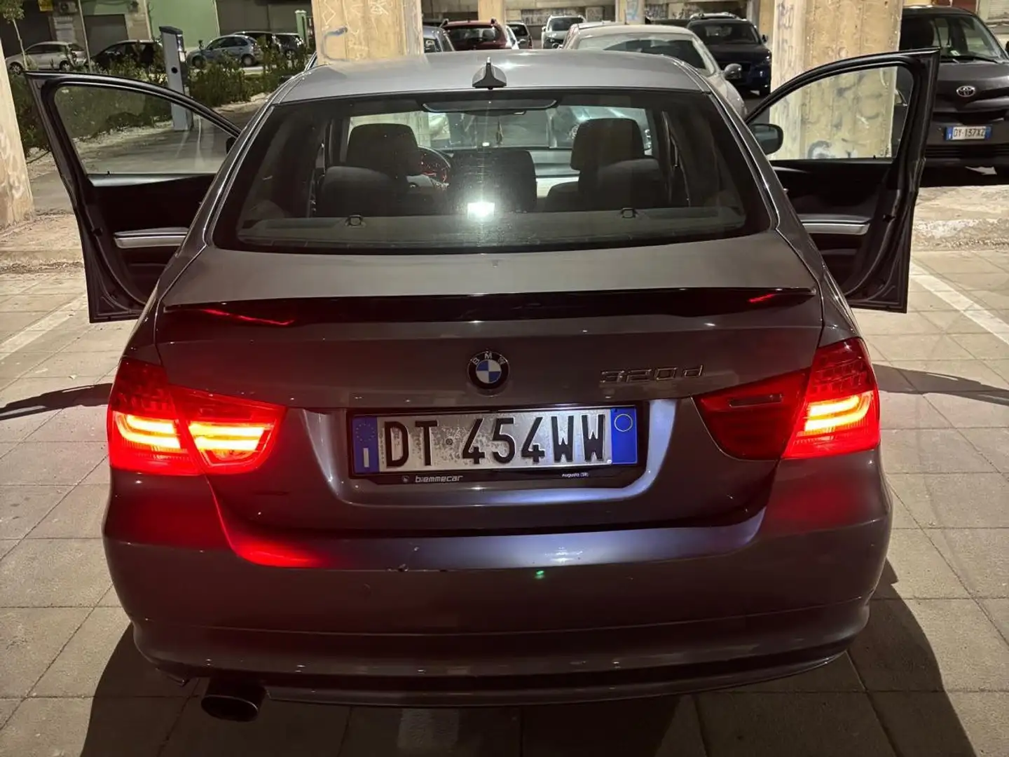 BMW 320 320d Futura 177cv - 2