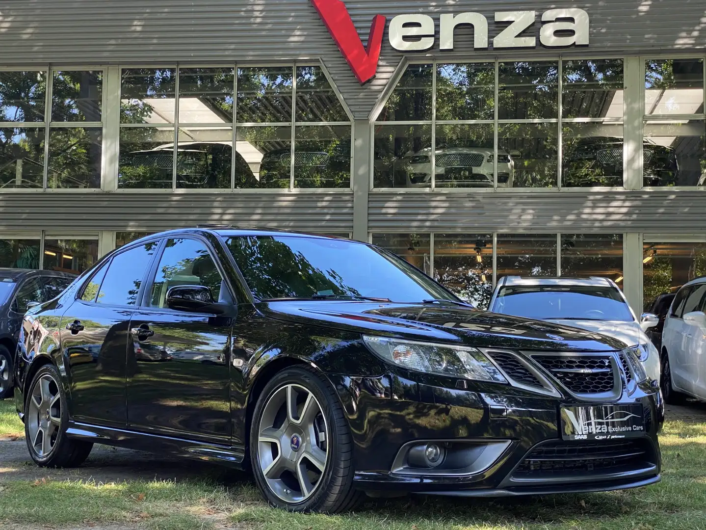 Saab 9-3 2.8 T V6 TurboX XWD youngtimer Zwart - 1