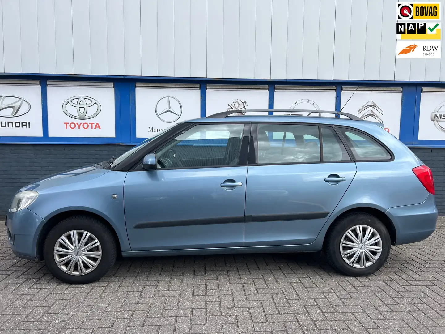 Skoda Fabia Combi 1.4-16V Ambiente 2009 NWE.APK 2995EU Azul - 1