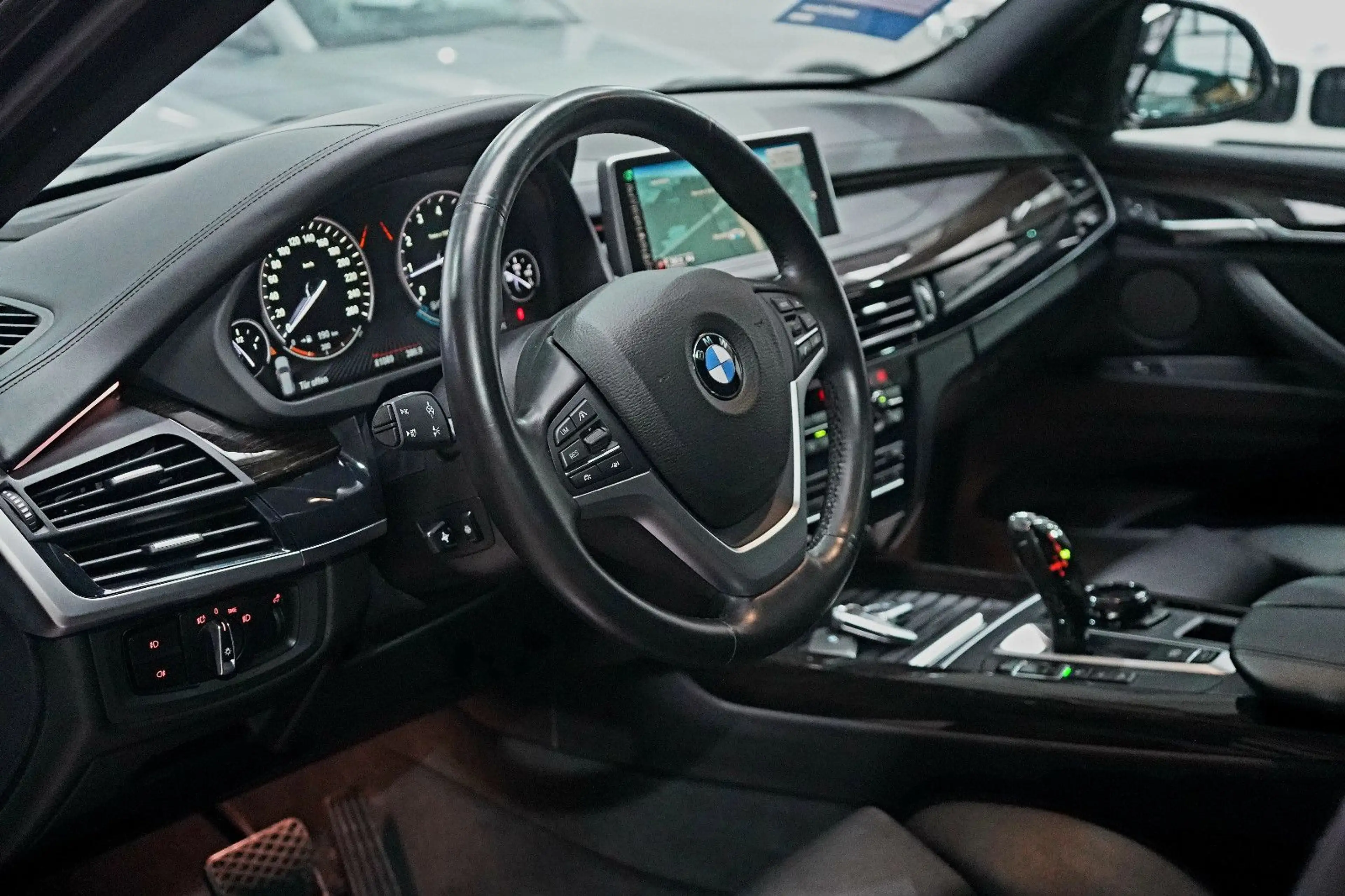 BMW X5 xDrive50i LED,ACC,H&K,Soft,Pano,Standh,Headup — photo 13