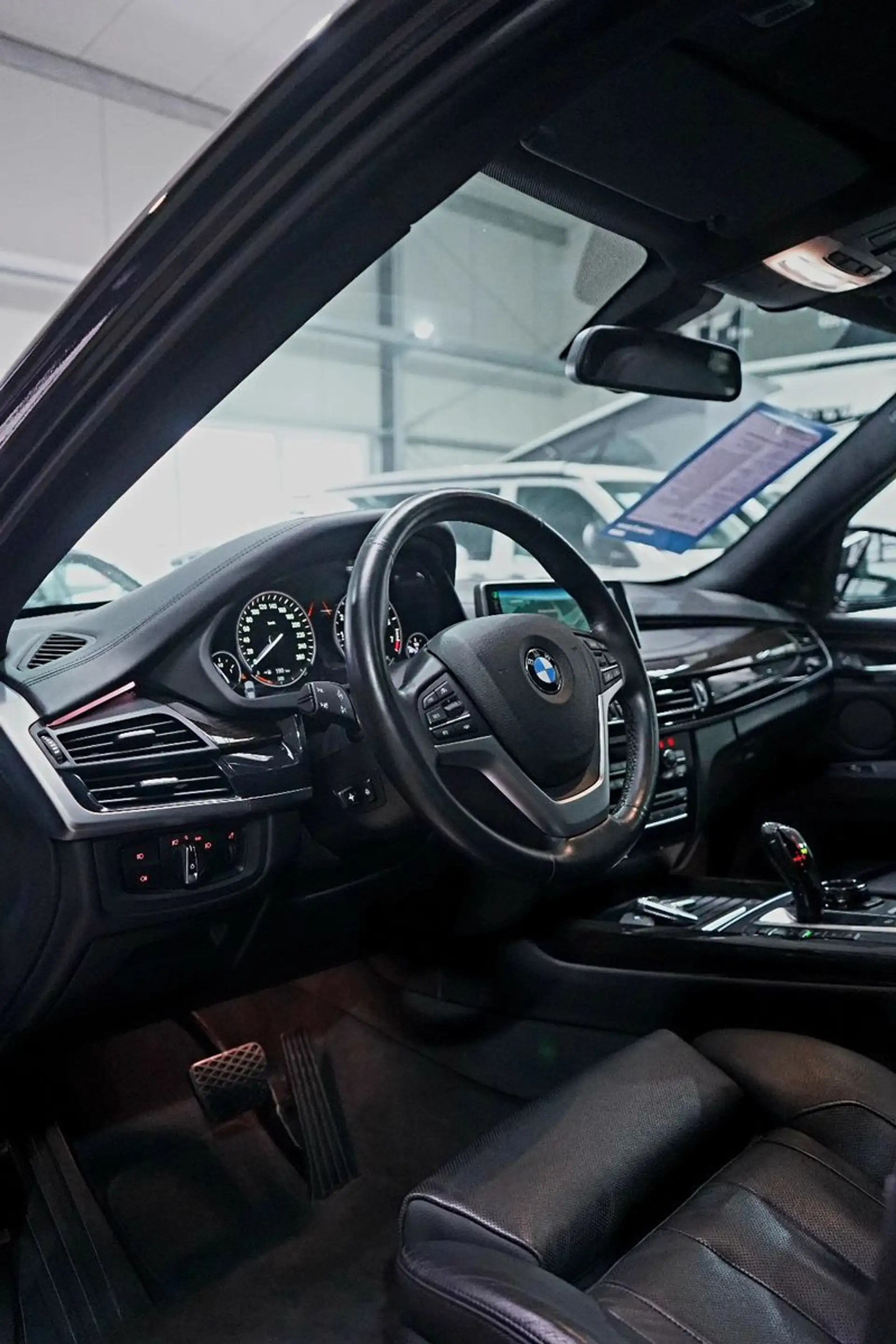 BMW X5 xDrive50i LED,ACC,H&K,Soft,Pano,Standh,Headup — photo 14