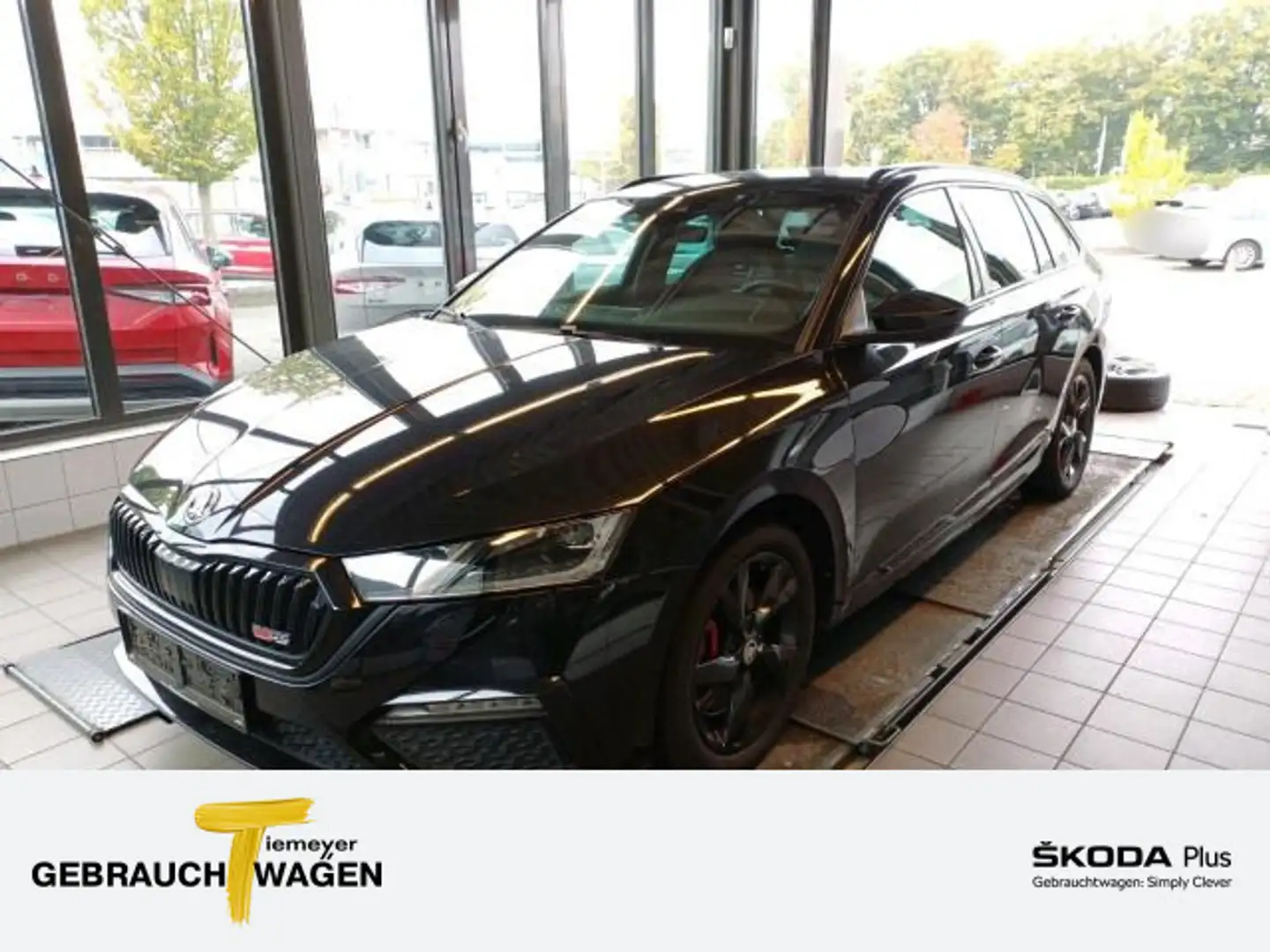 Skoda Octavia Combi 2.0 TSI DSG RS MATRIX VIRTUAL LM18 Schwarz - 1