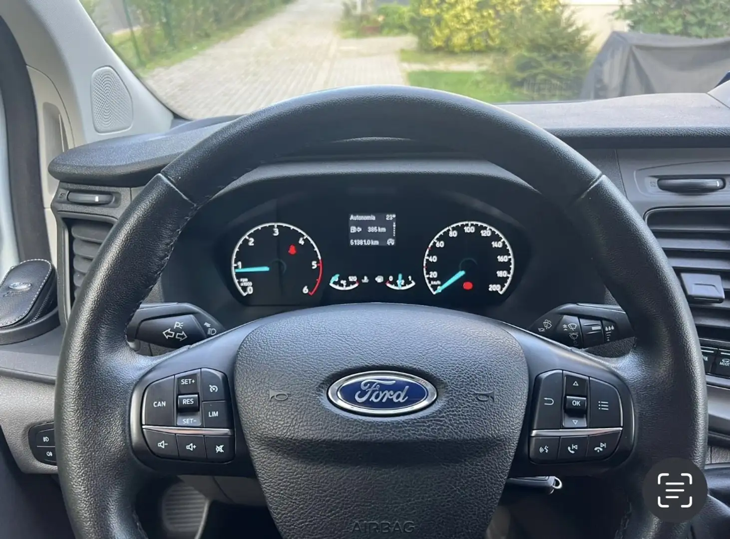 Ford Transit Custom Transit Custom 300 L2H2 LKW VA Trail Weiß - 2