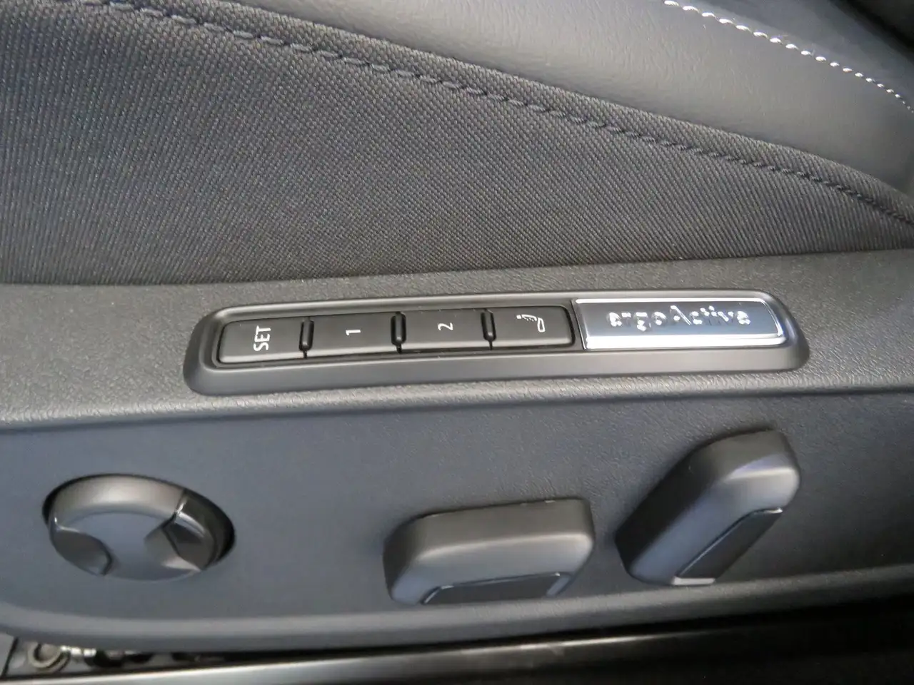 Volkswagen Golf Rabbit TSI 7